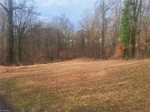 0 Frank St, Mount Airy, NC 27030