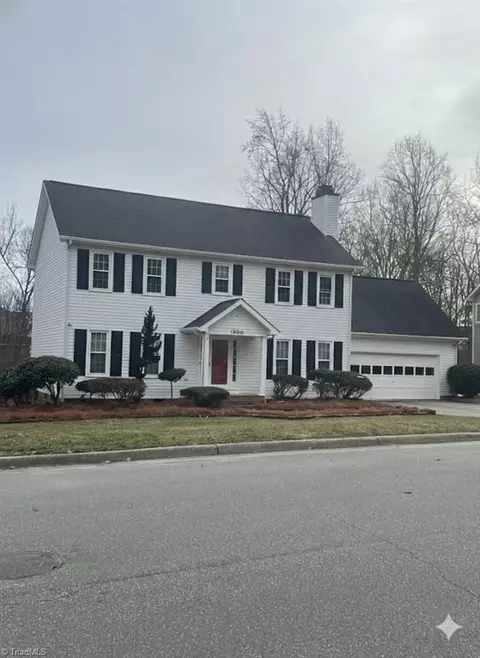 1000 New Hampshire Dr, Jamestown, NC 27282
