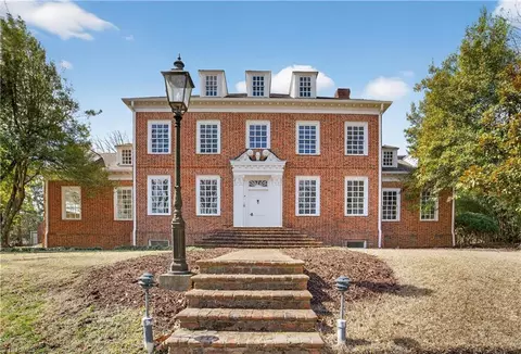 3316 Rockingham Rd, Greensboro, NC 27407