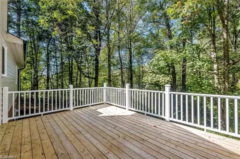 Exterior - 149 Stonebridge Rd, Purlear, NC 28665 photo 2 of 8