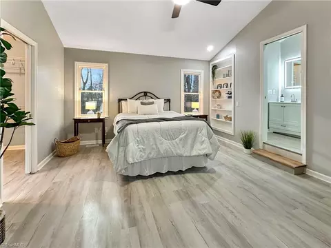 Bedroom - 149 Stonebridge Rd, Purlear, NC 28665 photo 1 of 4