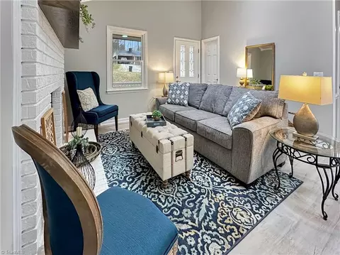 149 Stonebridge Rd, Purlear, NC 28665