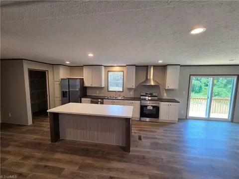 3195 Quick Rd, Ruffin, NC 27326 photo 2