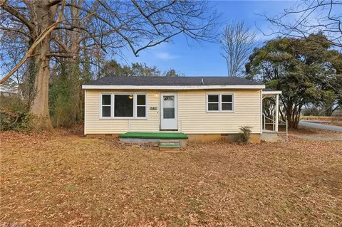 843 Ferndale Ave, Winston Salem, NC 27107