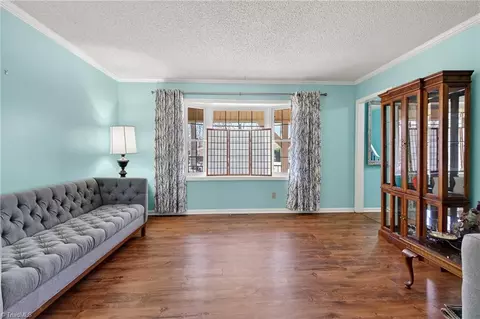 Living - 3838 Beech Cir, Trinity, NC 27370 photo 2 of 2