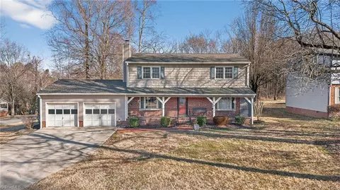 3838 Beech Cir, Trinity, NC 27370