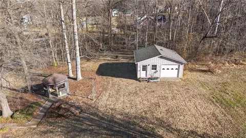 Exterior - 3838 Beech Cir, Trinity, NC 27370 photo 2 of 9