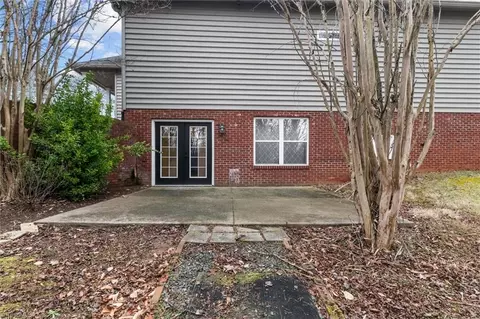 Exterior - 1096 Corner Rd, Pinnacle, NC 27043 photo 5 of 7