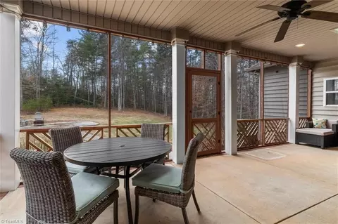 Exterior - 1096 Corner Rd, Pinnacle, NC 27043 photo 4 of 7