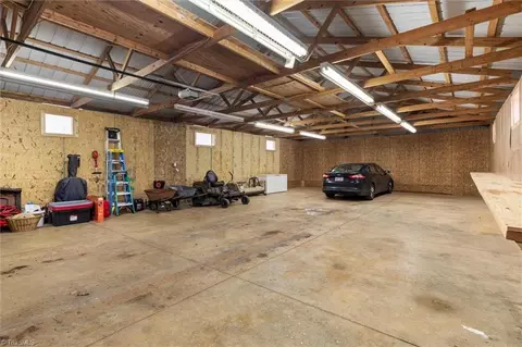 Exterior - 1096 Corner Rd, Pinnacle, NC 27043 photo 7 of 7