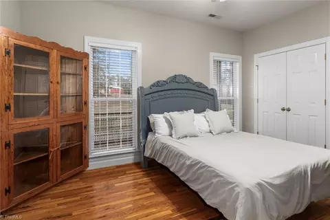 Bedroom - 1096 Corner Rd, Pinnacle, NC 27043 photo 3 of 5
