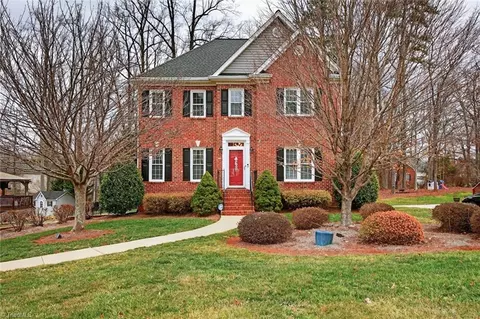 6315 Armsby Rd, Clemmons, NC 27012