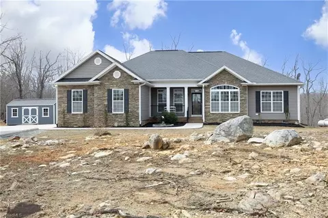 5549 Eagles Nest Trl, Snow Camp, NC 27349