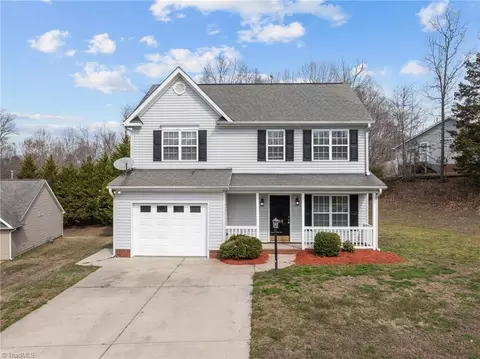 606 Three Oaks Dr, High Point, NC 27265