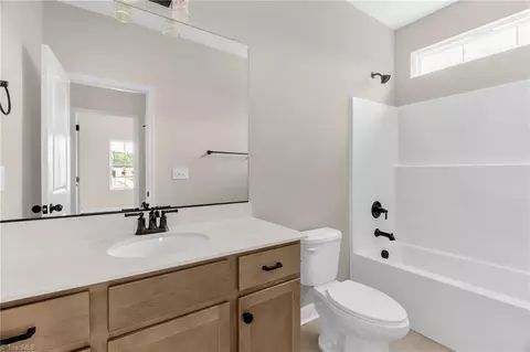 Bath - 502 Beeson Ct, Clemmons, NC 27012 photo 1 of 1