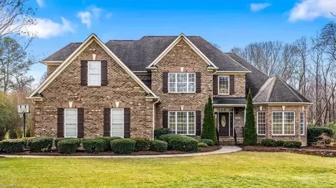 5403 Effieham St, Oak Ridge, NC 27310