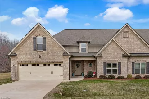 7006 Westfield Village Cir, Summerfield, NC 27358