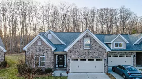 1406 Suzanne Ln, Lexington, NC 27295