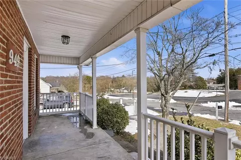 Exterior - 949 Council St, High Point, NC 27262 photo 5 of 9