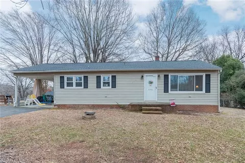 6316 Linda Dr, Lewisville, NC 27023