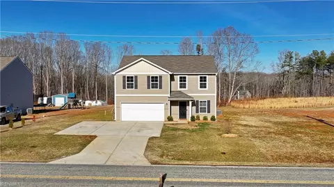 606 Byerly Rd, Lexington, NC 27295