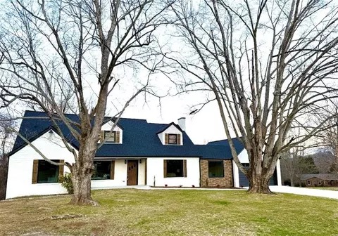274 Country Club Rd W, Moravian Falls, NC 28654