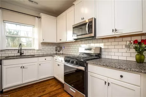 Kitchen - 1001 Leyland Ter, Trinity, NC 27370 photo 2 of 3