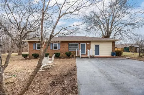 289 Vfw Rd, Reidsville, NC 27320