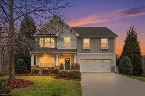 5820 Griffin Village Ct, Greensboro, NC 27455
