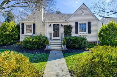 801 Bellview St, Winston Salem, NC 27103
