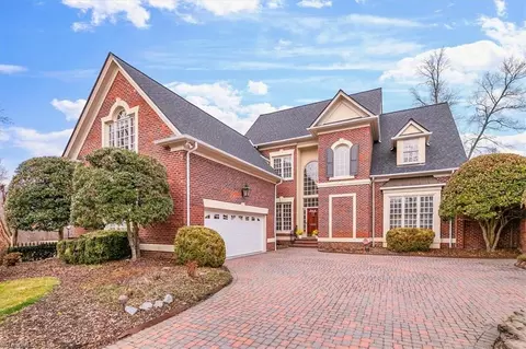 4324 Doverstone Ln, Greensboro, NC 27407