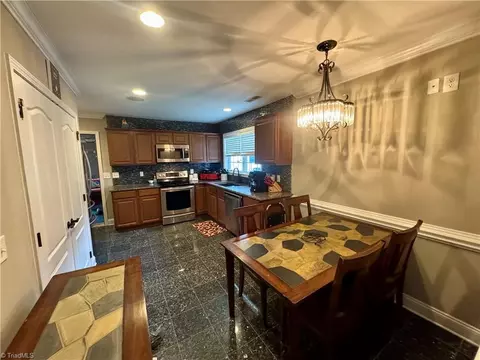 4253 Brown Loop, Randleman, NC 27317 photo 2