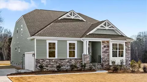 300 Redland Rd, Advance, NC 27006