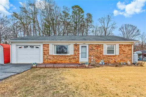 1110 Foxtrot Ct, King, NC 27021