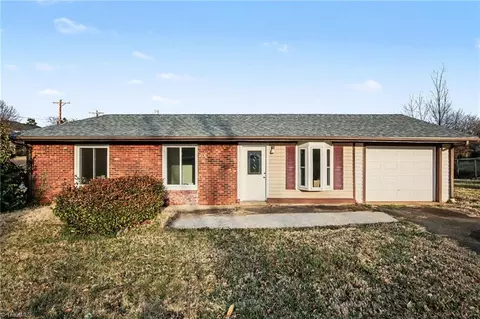1065 NE Claremont Ave, Winston Salem, NC 27101