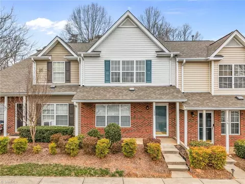 150 Tannenbaum Cir, Greensboro, NC 27410