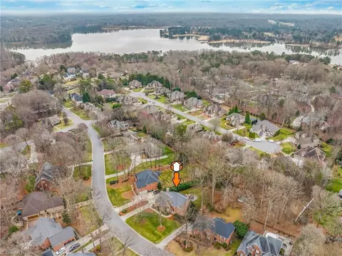 View/Area - 3912 Wesseck Rd, High Point, NC 27265 photo 2 of 3