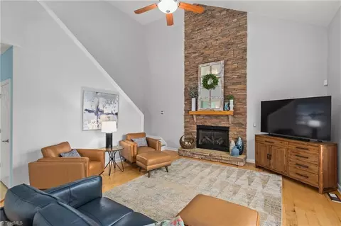 Living - 3912 Wesseck Rd, High Point, NC 27265 photo 2 of 2