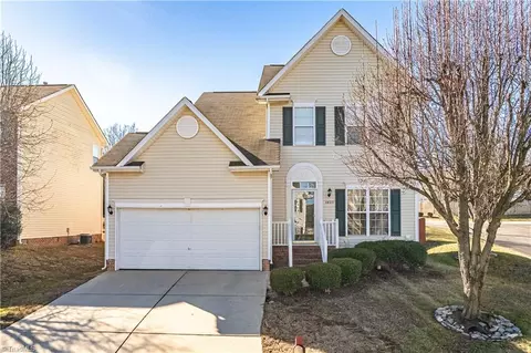 3809 Parkway Vista Rd, Greensboro, NC 27409