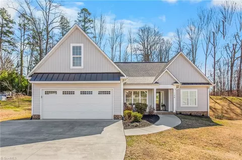 148 Kanah Ct, Winston Salem, NC 27107
