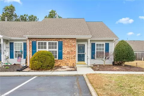 305 Glen Gate Cir, Kernersville, NC 27284