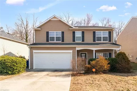 4215 Field Crossing Dr, Winston Salem, NC 27107