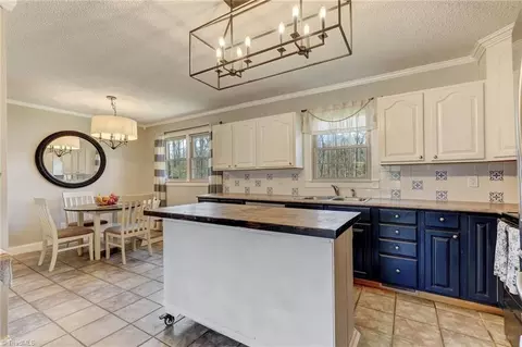 Kitchen - 7002 Cruthis Rd, High Point, NC 27263 photo 5 of 6