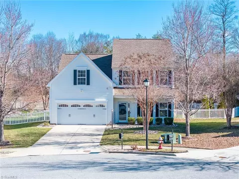 3477 Lilliefield Ln, High Point, NC 27265