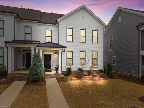 10149 NW Rainier Trail Dr, Huntersville, NC 28078