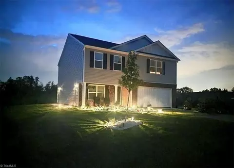 396 Towhee Trl, Lexington, NC 27295