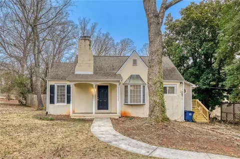 1223 Brookwood Dr, Winston Salem, NC 27106