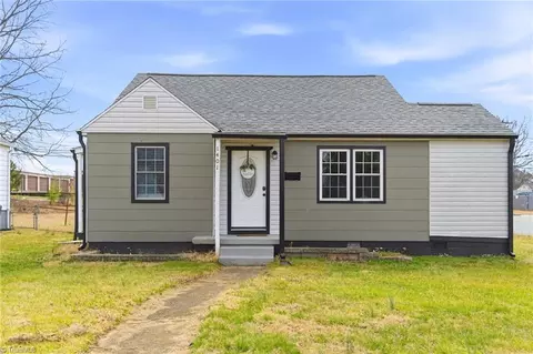 1401 Ashe St, Burlington, NC 27217