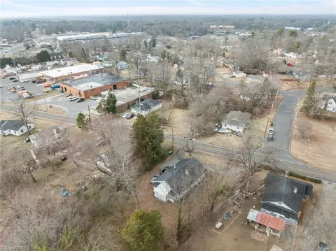 View/Area - 313 Burton Ave, High Point, NC 27262 photo 2 of 5