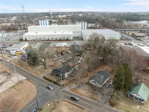 View/Area - 313 Burton Ave, High Point, NC 27262 photo 3 of 5